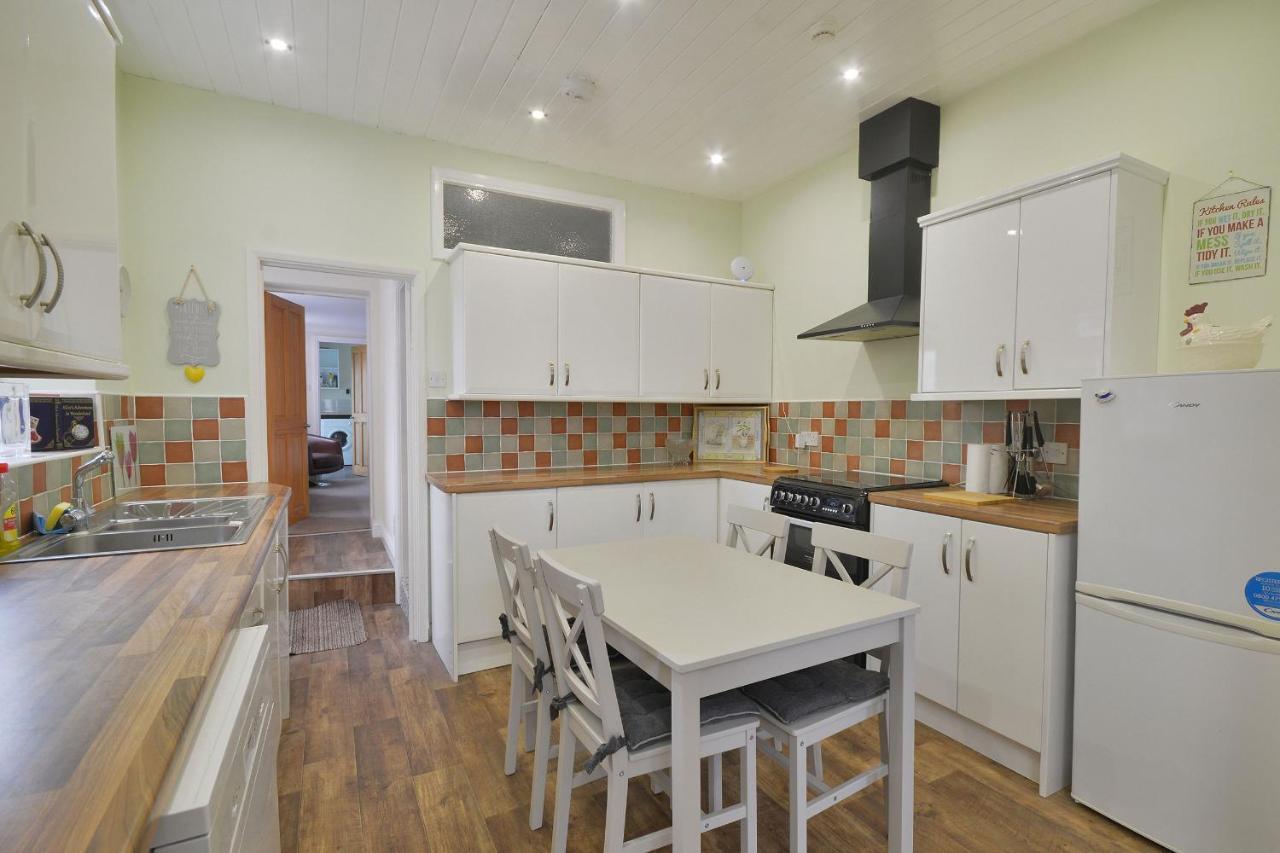 סקארבורו Spacious Modern Ground Floor Apartment, For Up To 6 Guests מראה חיצוני תמונה