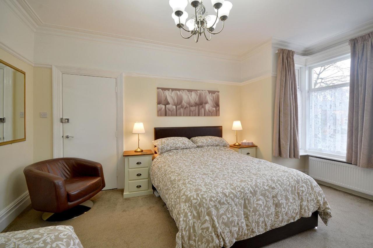 סקארבורו Spacious Modern Ground Floor Apartment, For Up To 6 Guests מראה חיצוני תמונה