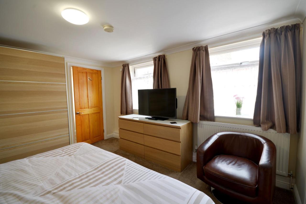 סקארבורו Spacious Modern Ground Floor Apartment, For Up To 6 Guests מראה חיצוני תמונה
